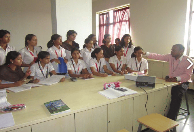 MET’s Institute of Technology, Polytechnic Nashik Lab Photo photo 2